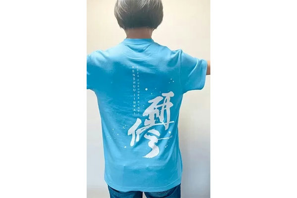 5.6oz　ハイクオリティーTシャツ（プラスワン）
